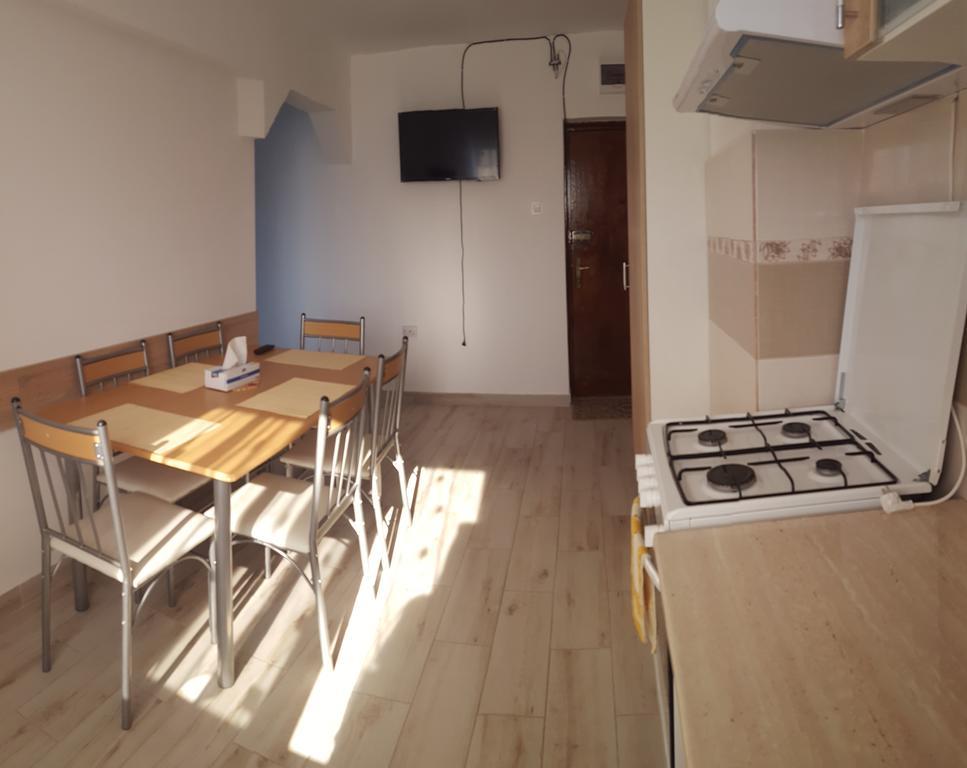 Апартаменты Apartament Lupu - Эфорие Норд Экстерьер фото