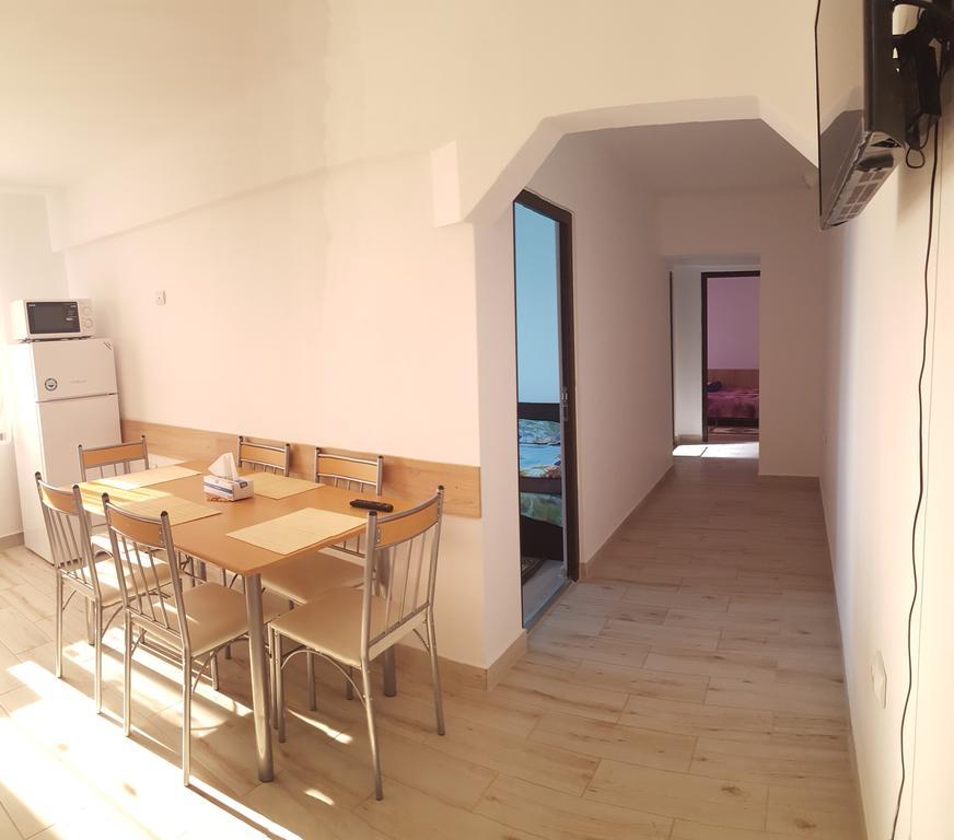 Апартаменты Apartament Lupu - Эфорие Норд Экстерьер фото